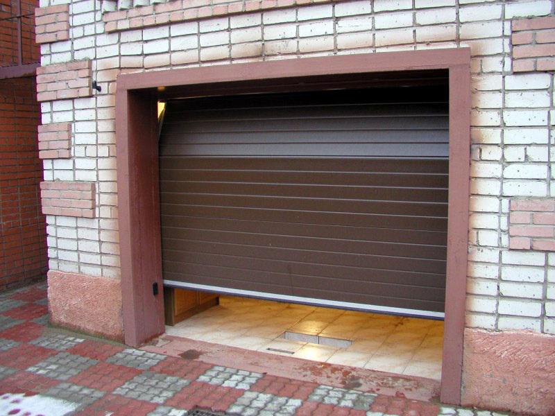 Секционные гаражные ворота Doorhan RSD02